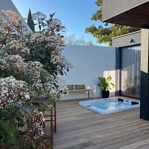 Valbelle, Maison Independante Avec Jacuzzi Hébergement de vacances Tourves